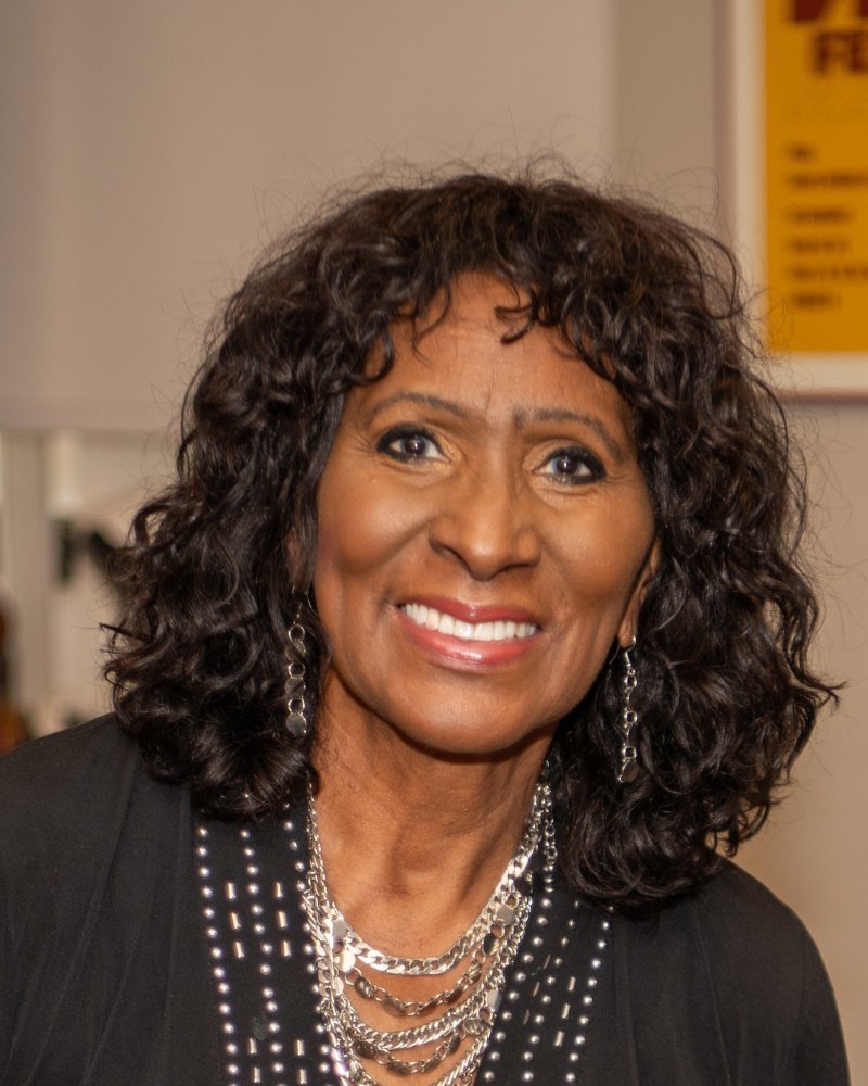 Dr. Lynn Peterson
